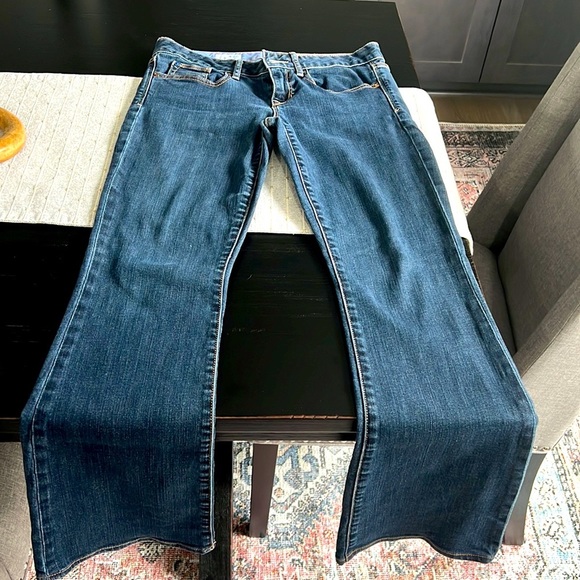 GAP Denim - GAP Curvy Jeans